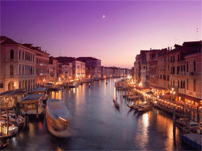 03340_veniceclassic_1280x800.jpg