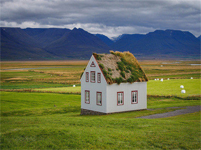 03709_icelandicsodhouse_1280x800.jpg